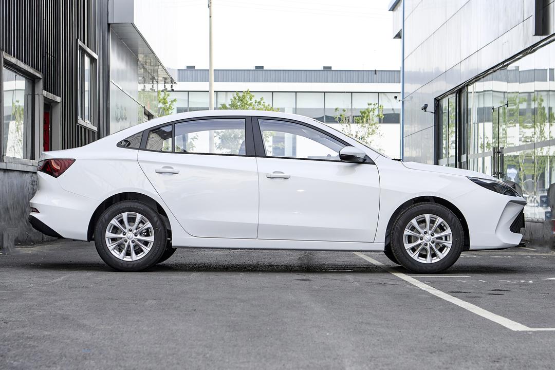 Roewe i5 2026, фото 8