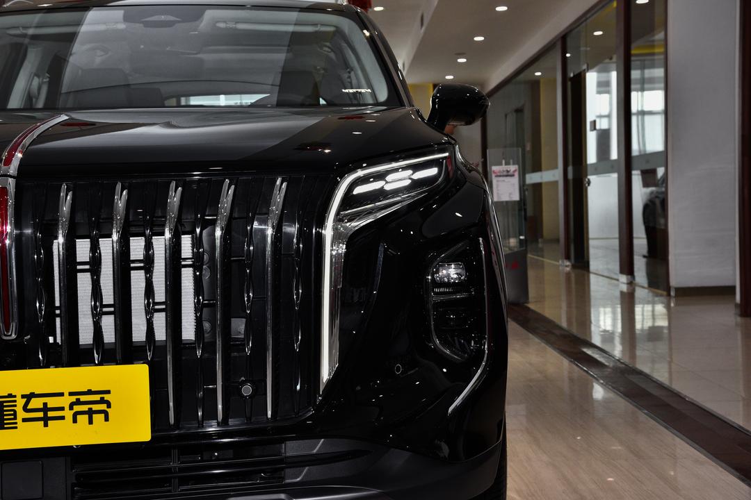 Hongqi HS7 PHEV 2026, фото 12