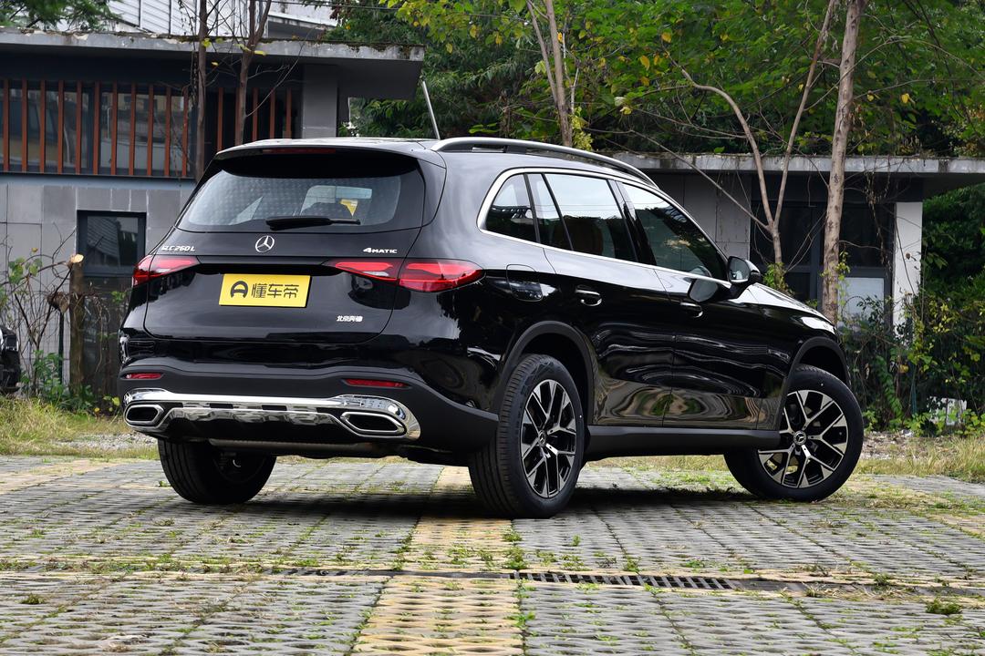 Mercedes-Benz GLC-Class 2026, фото 7
