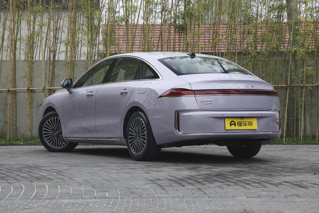 Roewe M7 DMH 2026, фото 5
