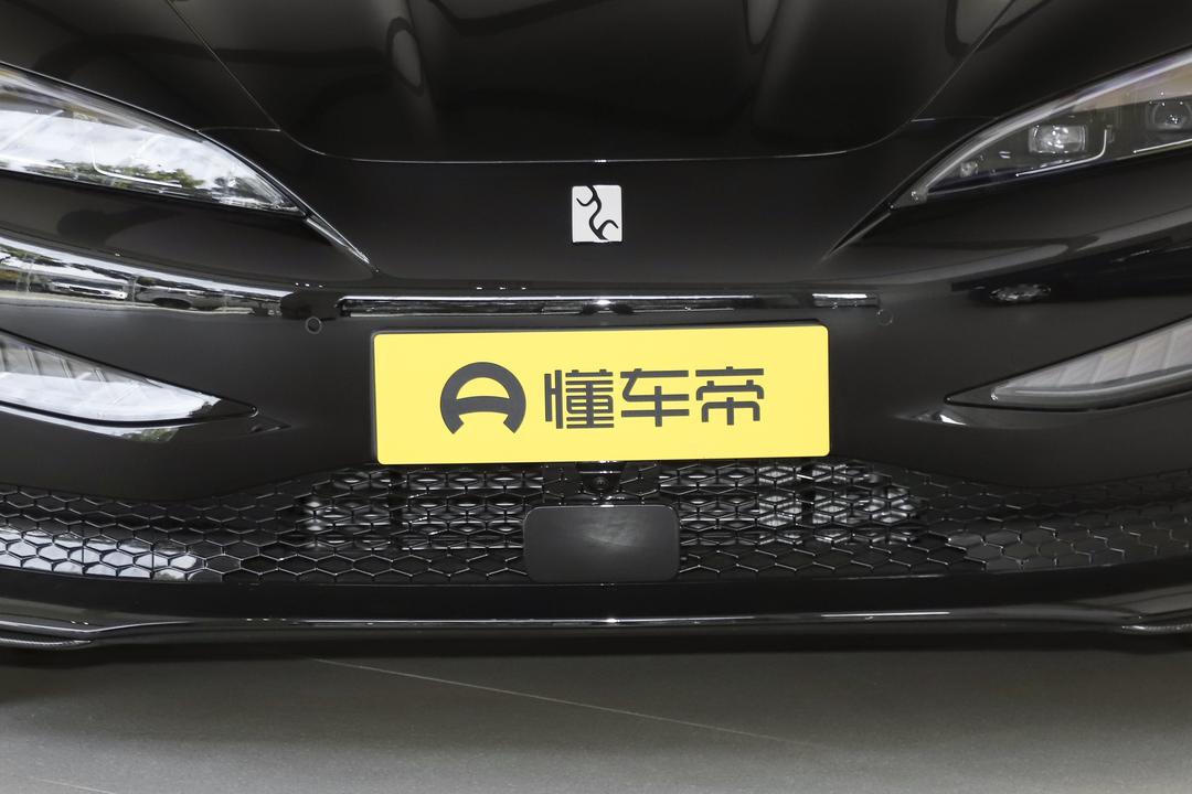 BYD Yangwang U7 EV 2026, фото 10