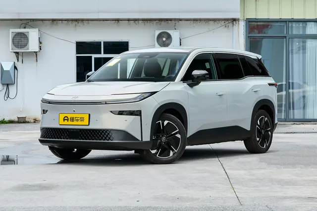 Toyota bZ3X 2026 — купить из Китая под заказ