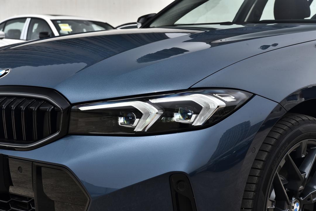 BMW 3 Series 2026, фото 14