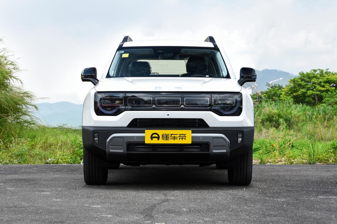 BAIC BJ30 2026, фото 2