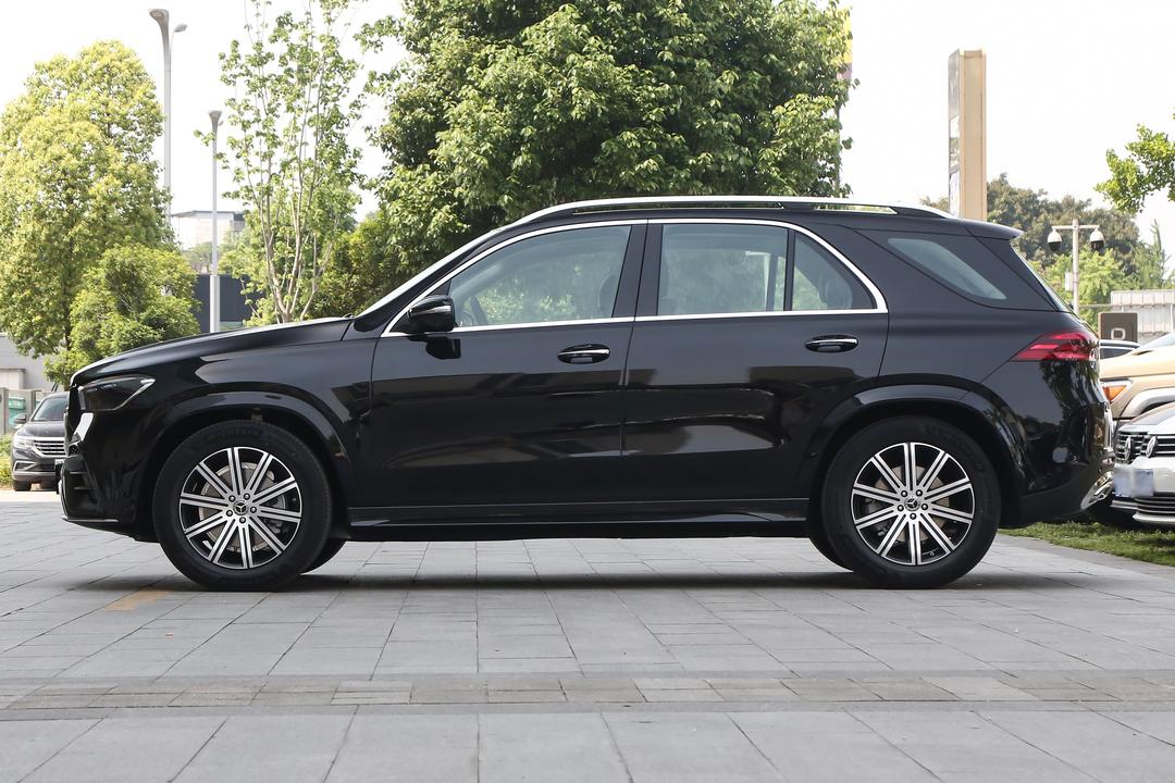 Mercedes-Benz GLE-Class (Европейской сборки) 2026, фото 4