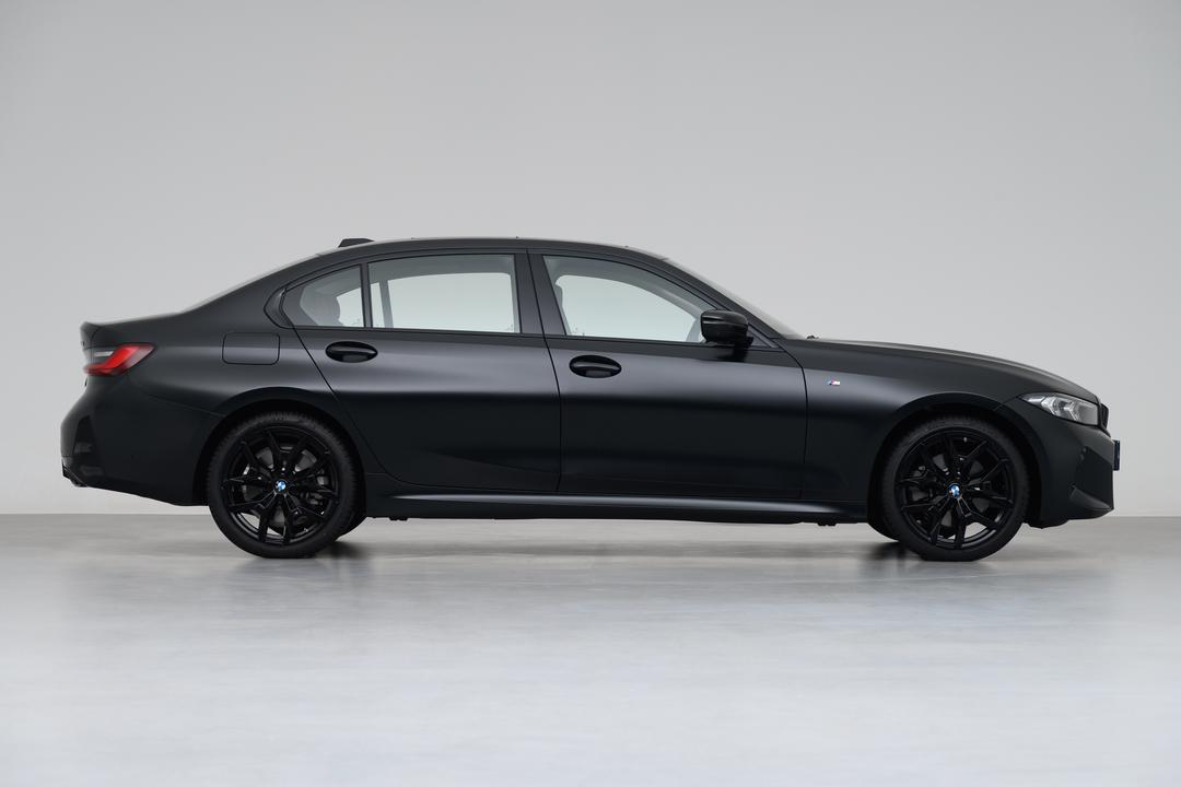 BMW 3 Series 2026, фото 8