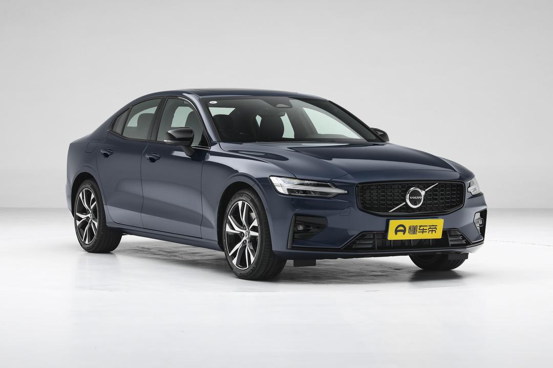 Volvo S60 2026, фото 3
