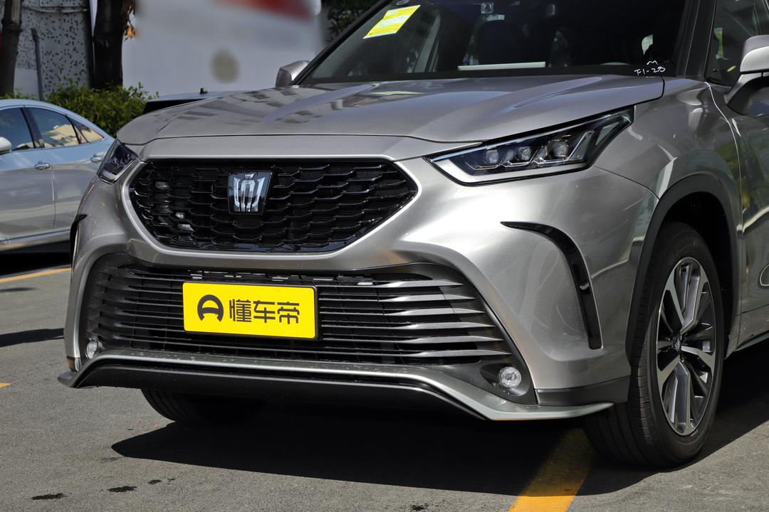 Toyota Crown Kluger 2026, фото 9
