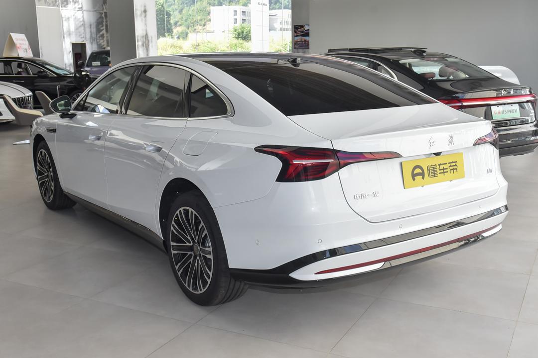Hongqi H7 PHEV 2026, фото 5