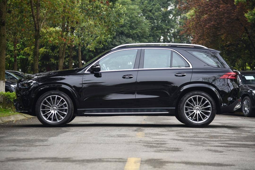 Mercedes-Benz GLE-Class (Европейской сборки) 2026, фото 4