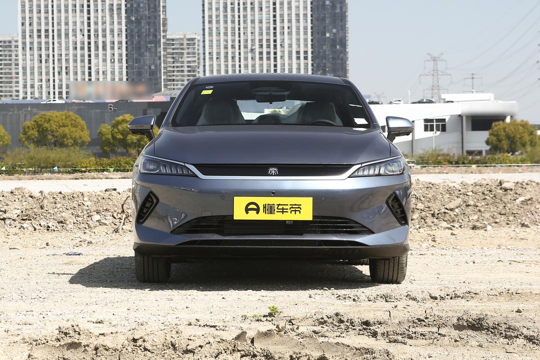 BYD Qin PLUS EV 2026, фото 2