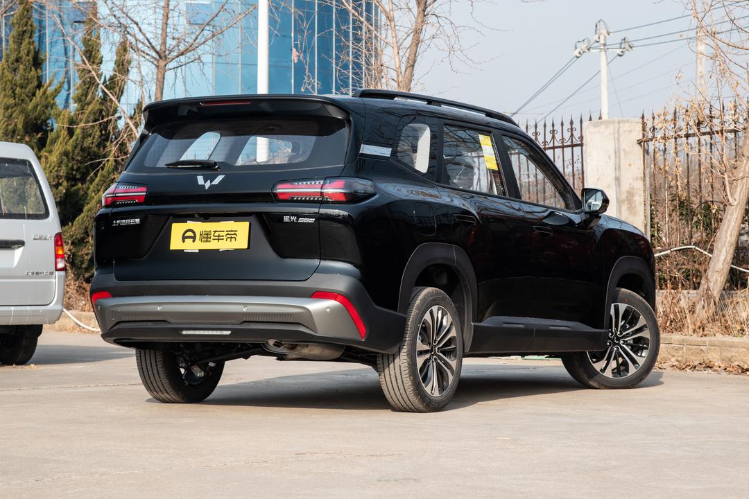 Wuling Xingguang 560 PHEV 2026, фото 7