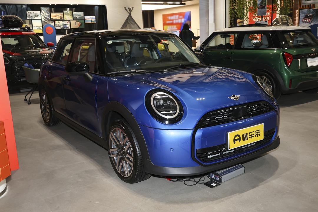 MINI MINI 2026, фото 3