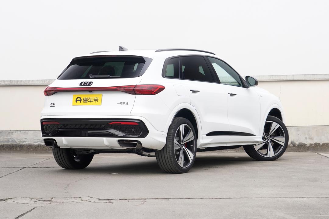 Audi Q5L 2026, фото 7