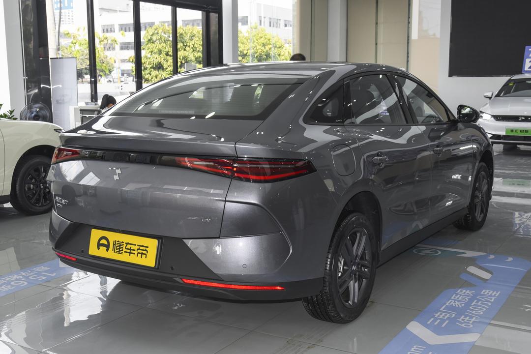 BYD e7 EV 2026, фото 7