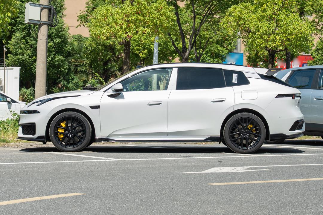 Lynk & Co 07GT 2026, фото 4