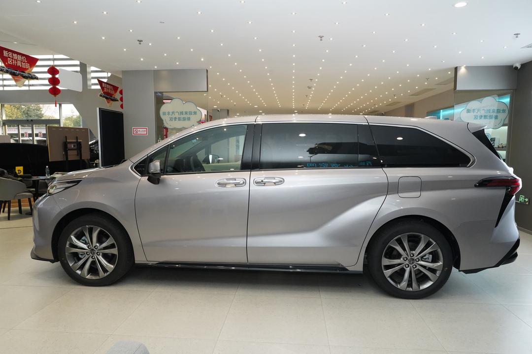 Toyota Sienna 2026, фото 4