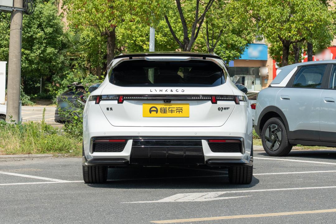 Lynk & Co 07GT 2026, фото 6