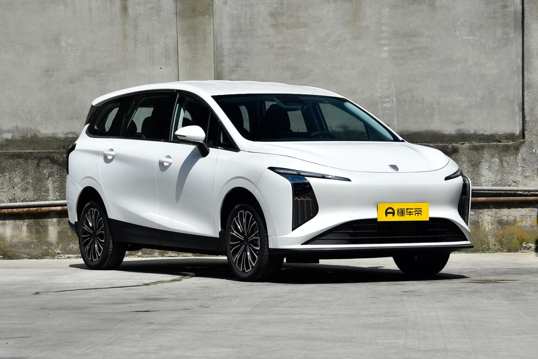 Dongfeng V6 PLUS 2026, фото 3