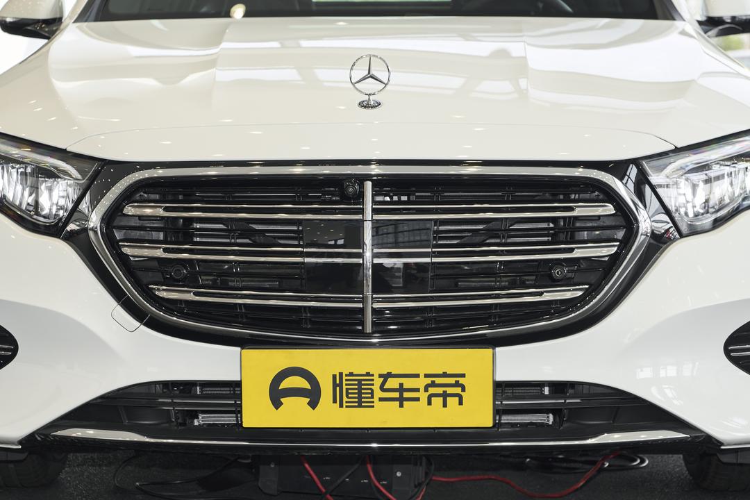 Mercedes-Benz E-Class 2026, фото 10