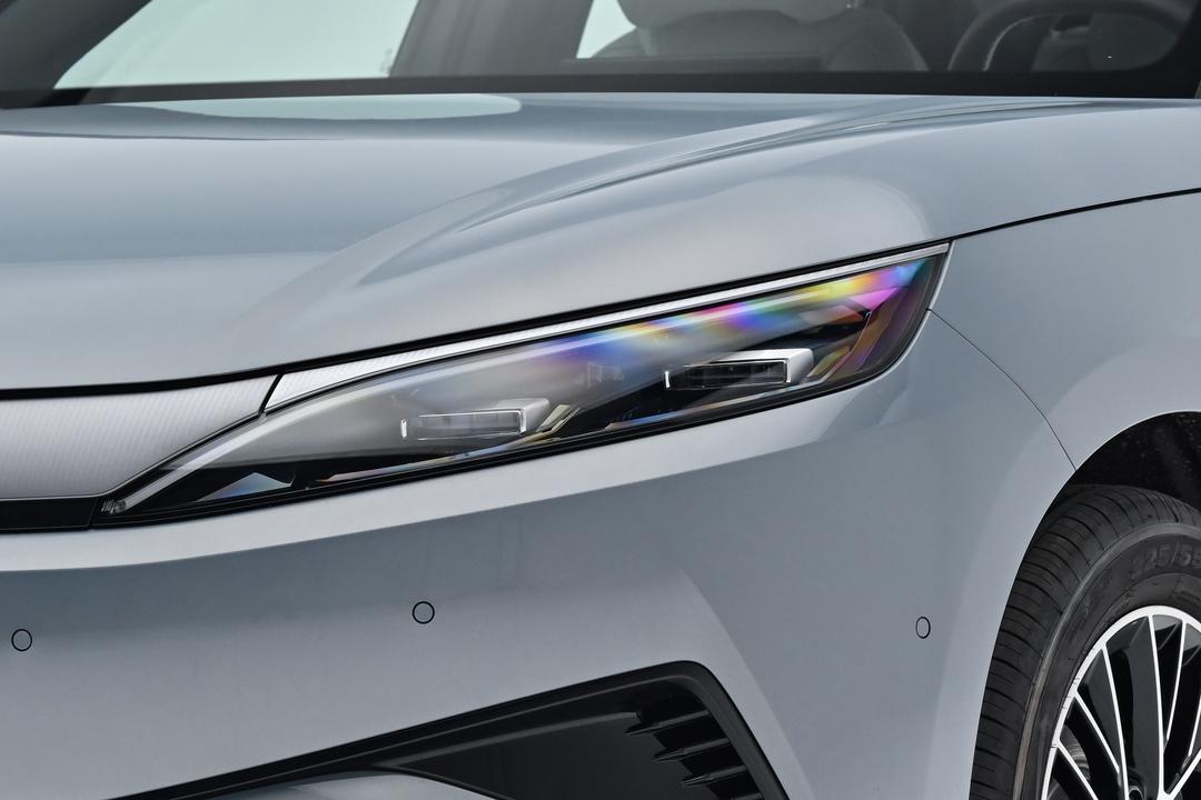 BYD Qin MAX EV 2026, фото 13