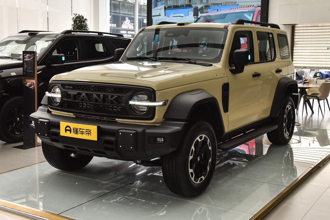 Tank 300L Hi4-T