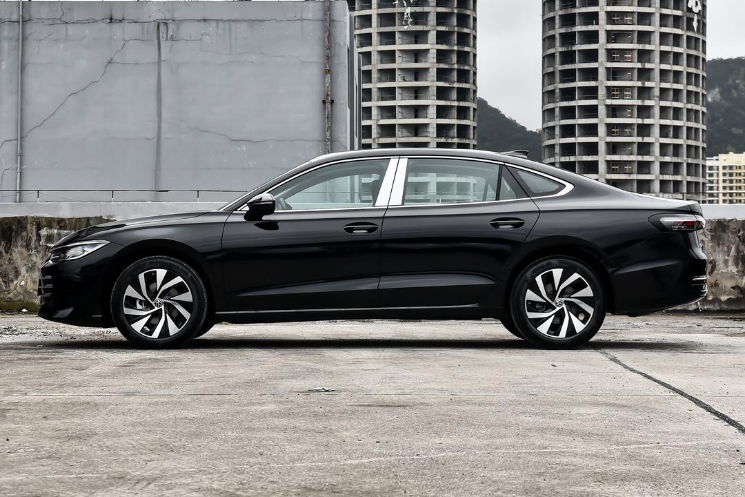Volkswagen Passat 2026, фото 4