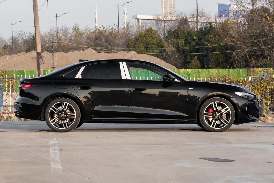Audi A5L 2026, фото 8