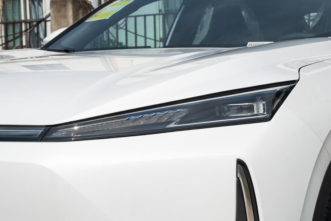 Dongfeng L7 PHEV 2026, фото 13