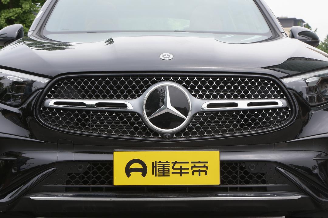 Mercedes-Benz GLC-Class 2026, фото 10