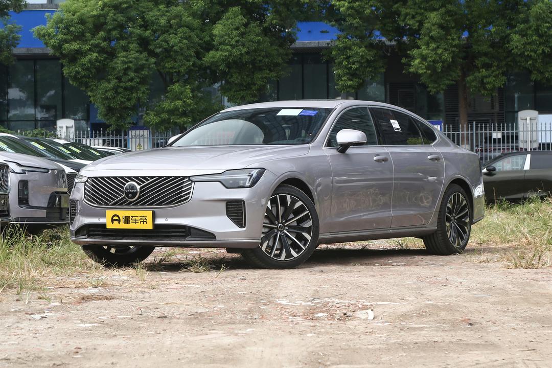 Volvo S90 2026, фото 1