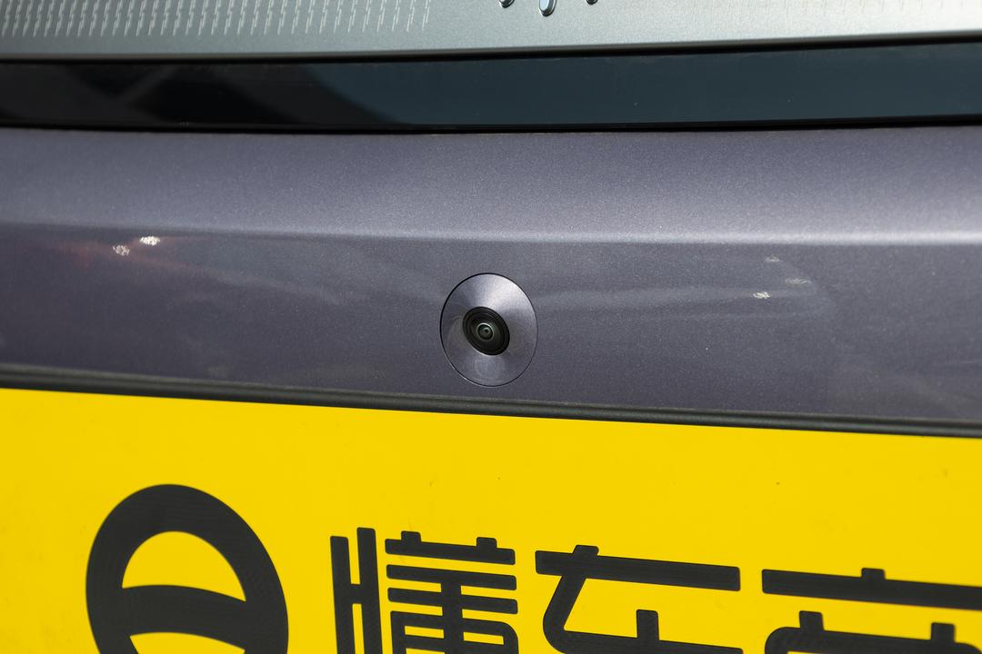 BYD Qin MAX DM 2026, фото 15