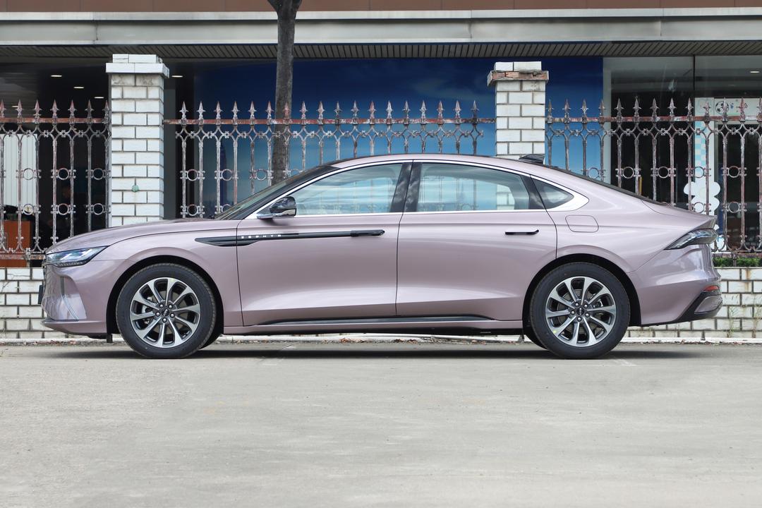 Lincoln Z 2026, фото 4
