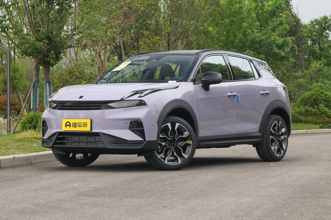 Lynk & Co 06