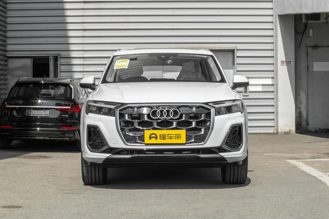 Audi Q7 2026, фото 2