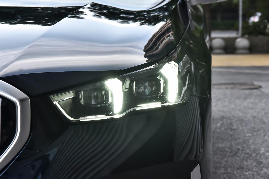 BMW 5 Series 2026, фото 12