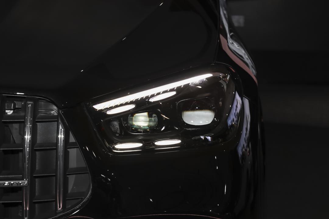 Mercedes-Benz GLE AMG 2026, фото 10