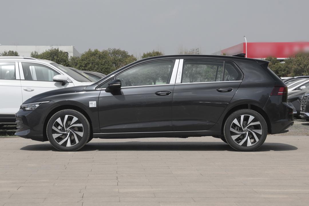 Volkswagen Golf 2026, фото 4