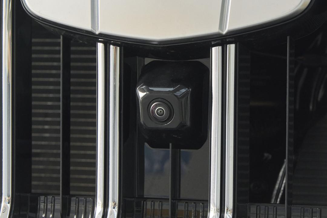 Geely Emgrand 2026, фото 15