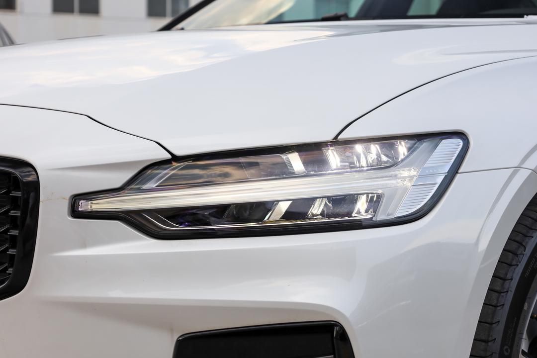 Volvo S60 2026, фото 14