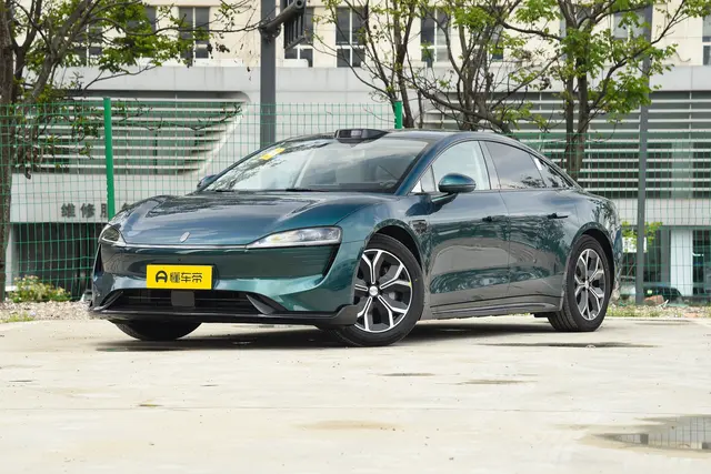 Luxeed S7 2026 — купить из Китая под заказ