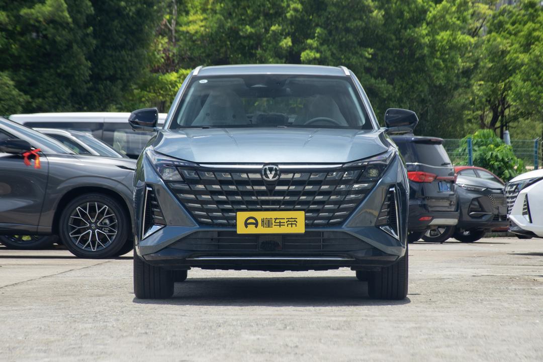 Changan UNI-Z 2026, фото 2
