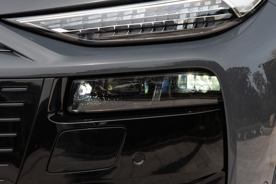 Audi Q6L Sportback e-tron 2026, фото 14