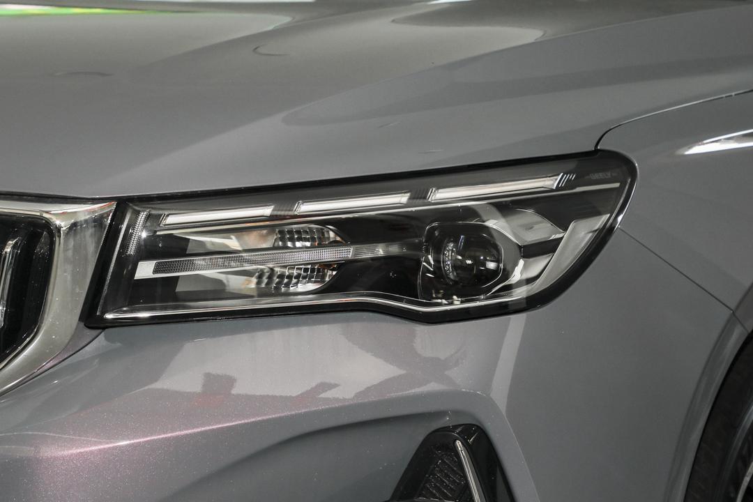 Geely Emgrand 2026, фото 13