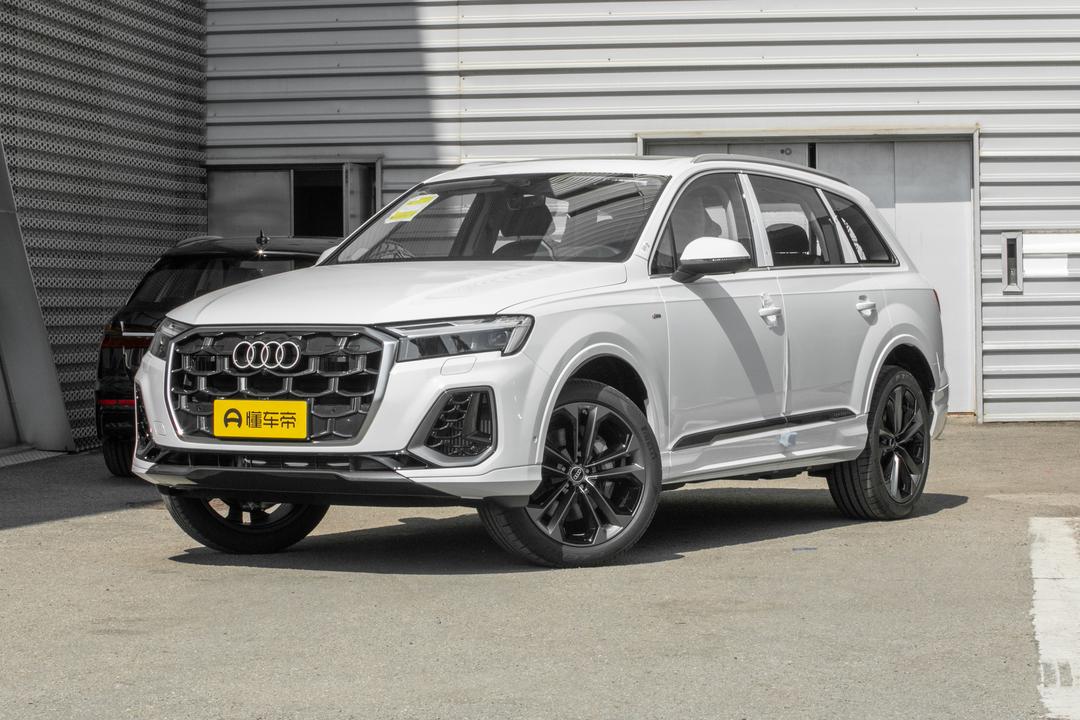Audi Q7 2026, фото 1