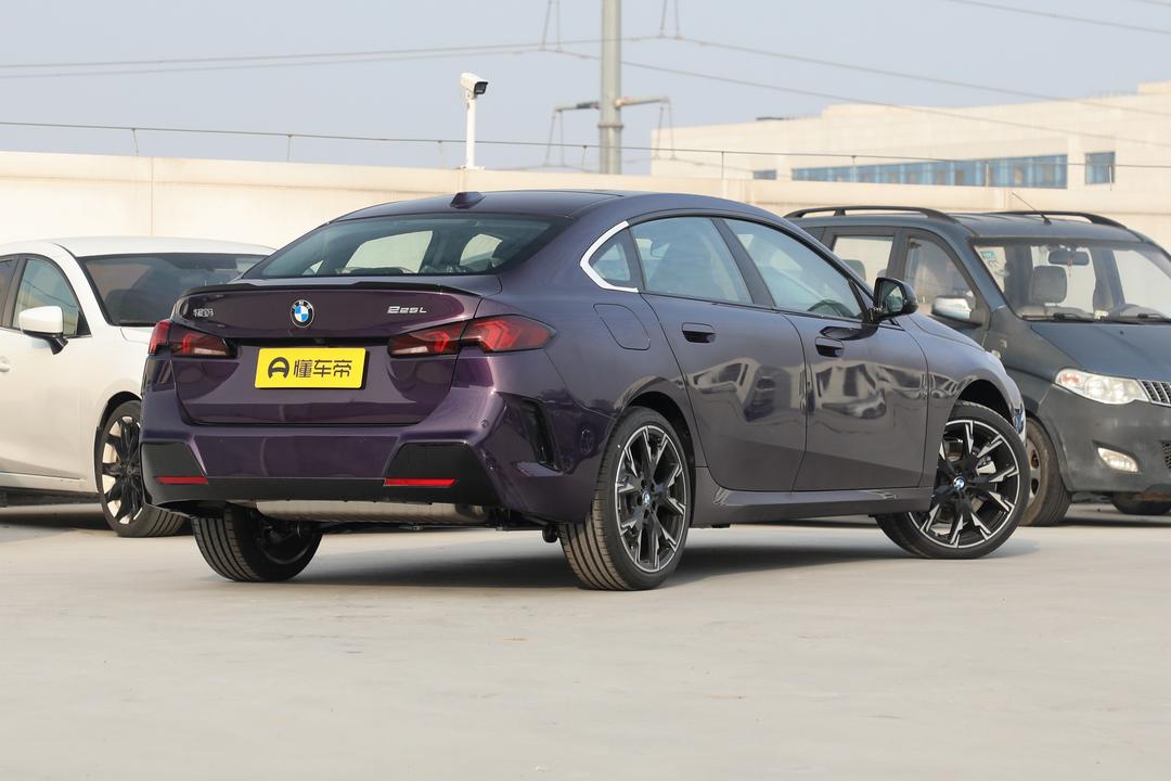 BMW 2 Series 2026, фото 7