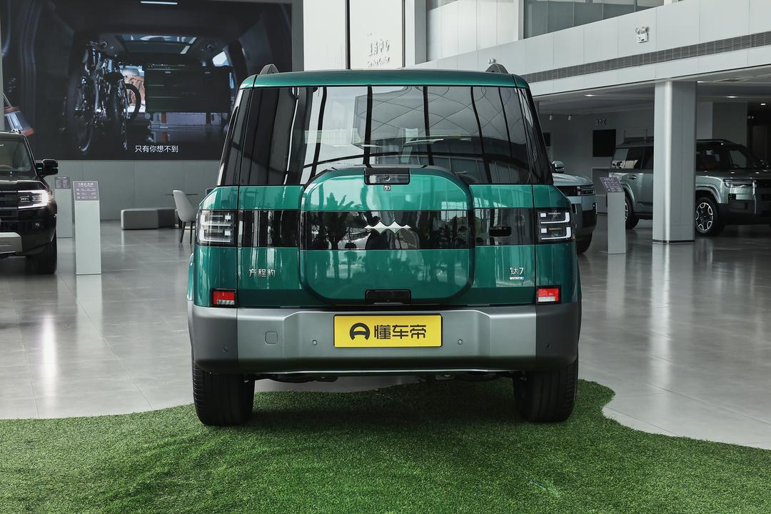 BYD Titan 7 PHEV 2026, фото 6