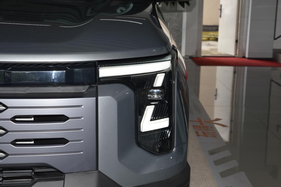 Dongfeng Nissan Z9 2026, фото 11