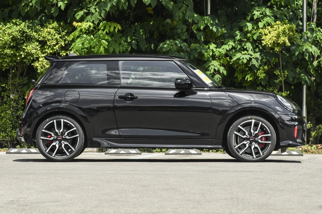 MINI JCW 2026, фото 8