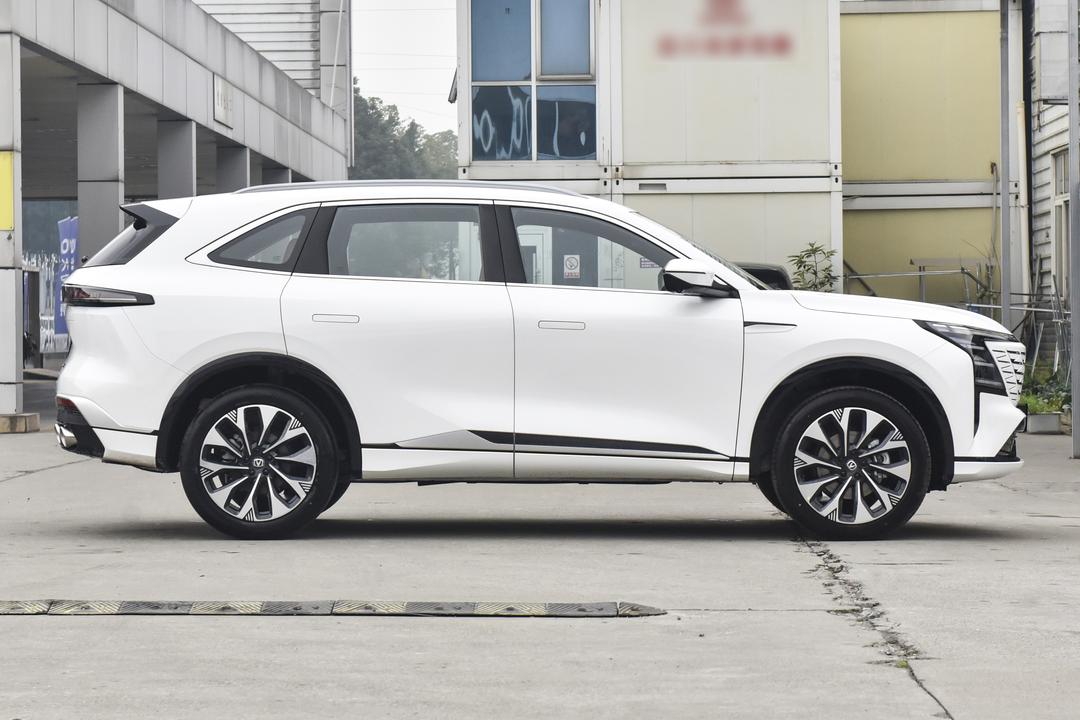 Changan CS75 PLUS 2026, фото 8